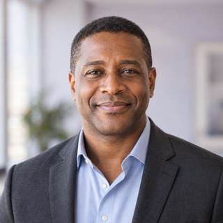 Portrait généré par IA pour le profil anonymisé : Directeur financier