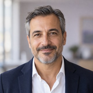 Portrait généré par IA pour le profil anonymisé : Directeur des opérations